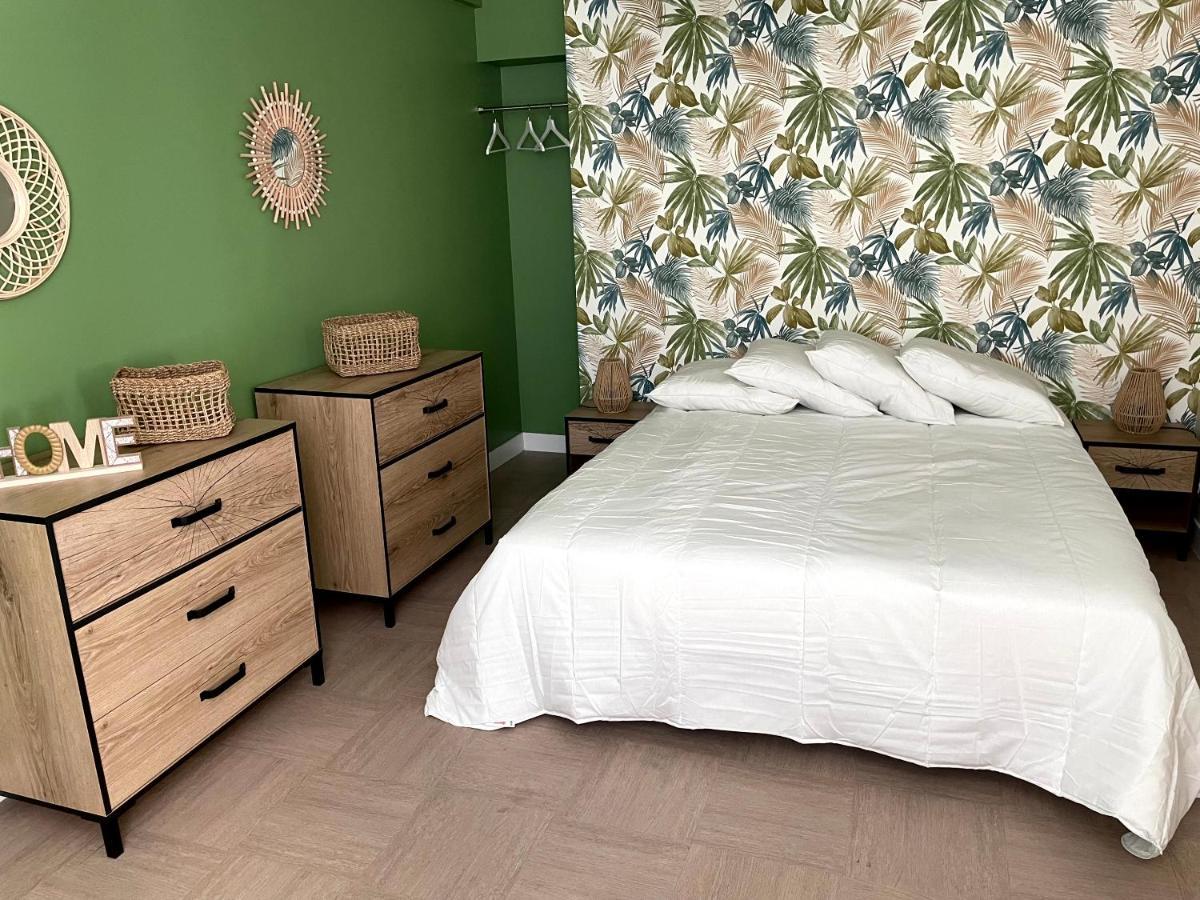 Appartement Graye Sur Mer, Courseulles Sur Mer Екстериор снимка
